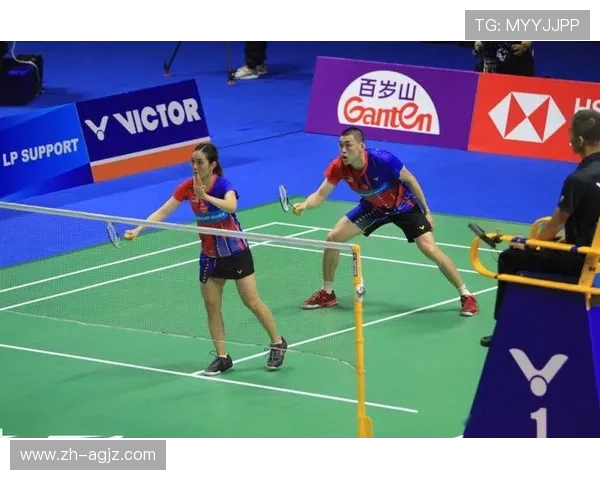 羽毛球教学压球视频